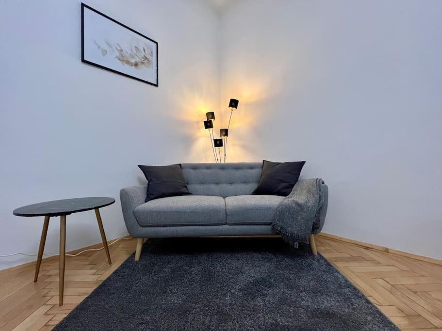 Little Cozy Residence - Enjoy Viennas Summer Season Bagian luar foto